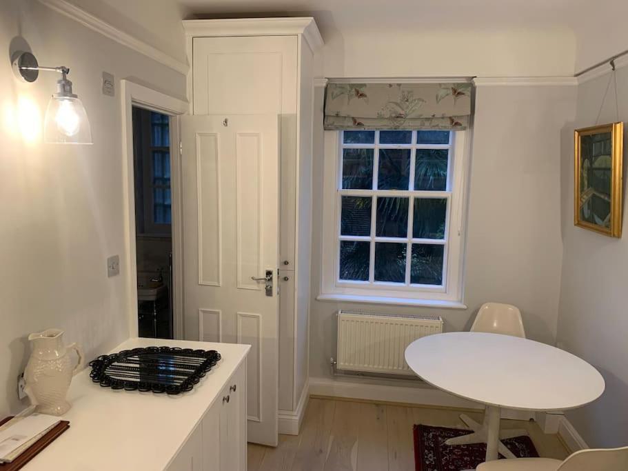 South Kensington Studio London Luaran gambar